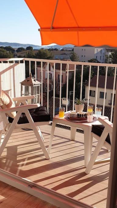 Le Doux Voyage T3, Vue Mer, Wi Fi, Parking Gratuit Toulon Buitenkant foto