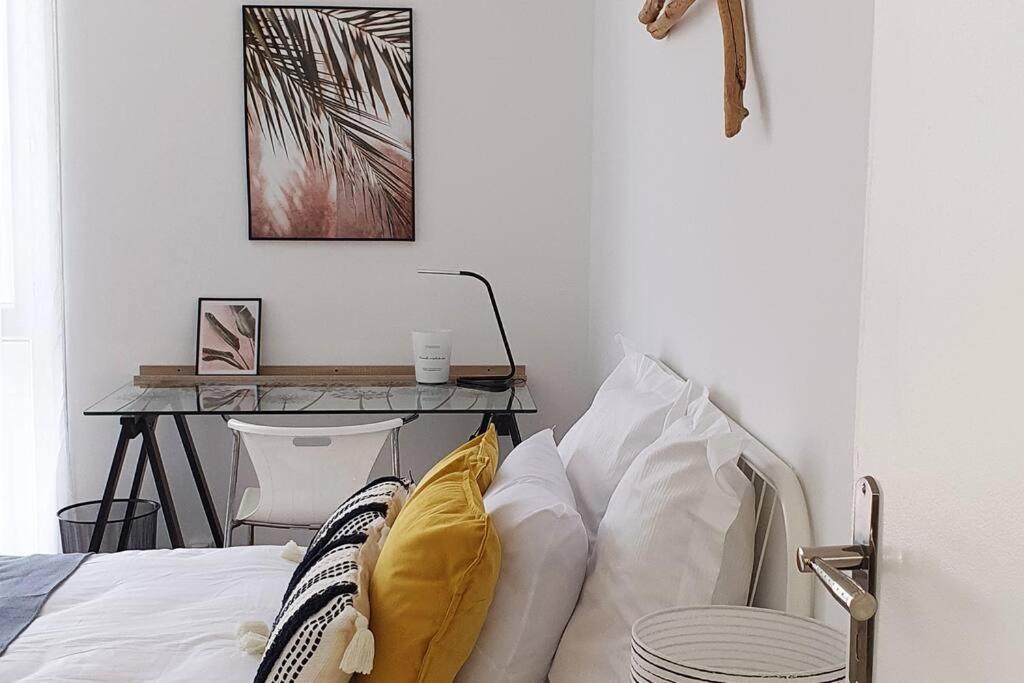 Le Doux Voyage T3, Vue Mer, Wi Fi, Parking Gratuit Toulon Buitenkant foto